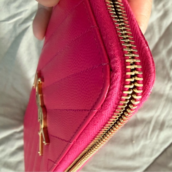 Yves Saint Laurent Pink Quilted Leather Wallet - Picture 7 of 12